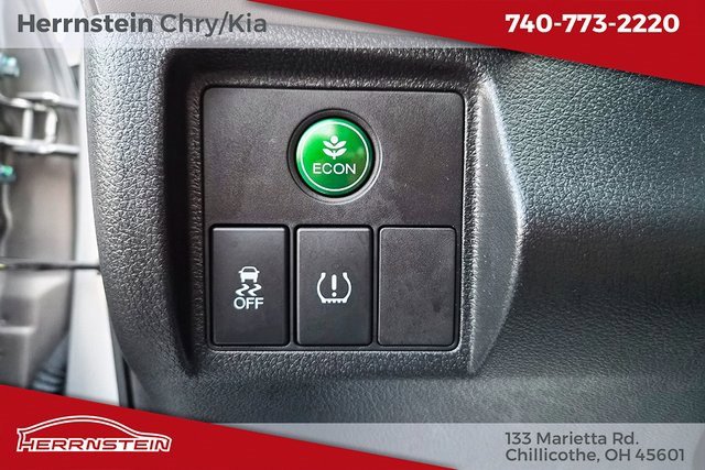 Used 2022 Honda HR-V LX image 17