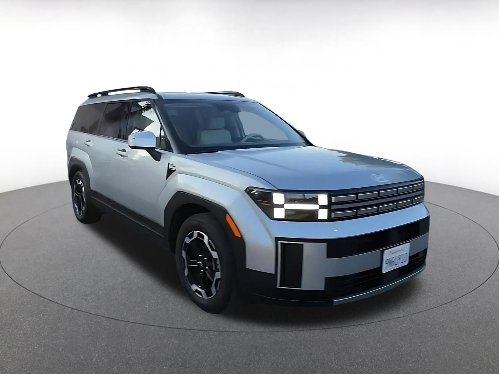 Used 2025 Hyundai Santa Fe SEL image 3