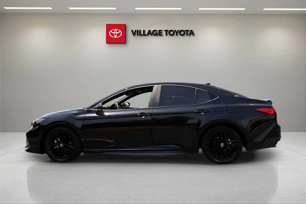 Used 2026 Toyota Camry SE FWD image 2