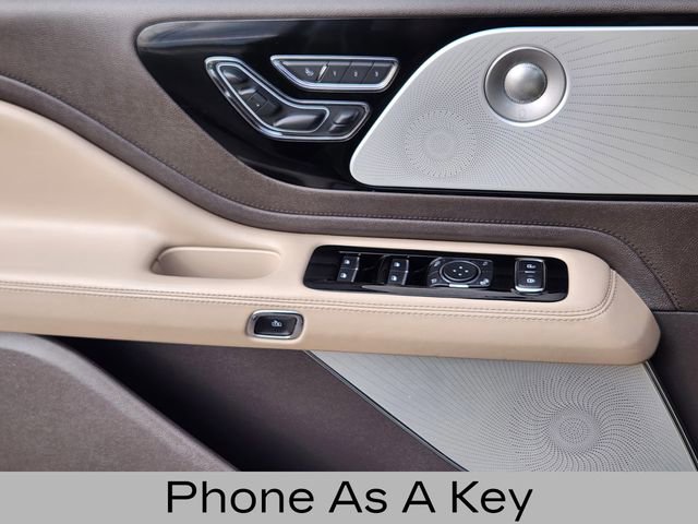 Certified 2023 Lincoln Aviator Reserve w/ Equipment Group 201A image 12