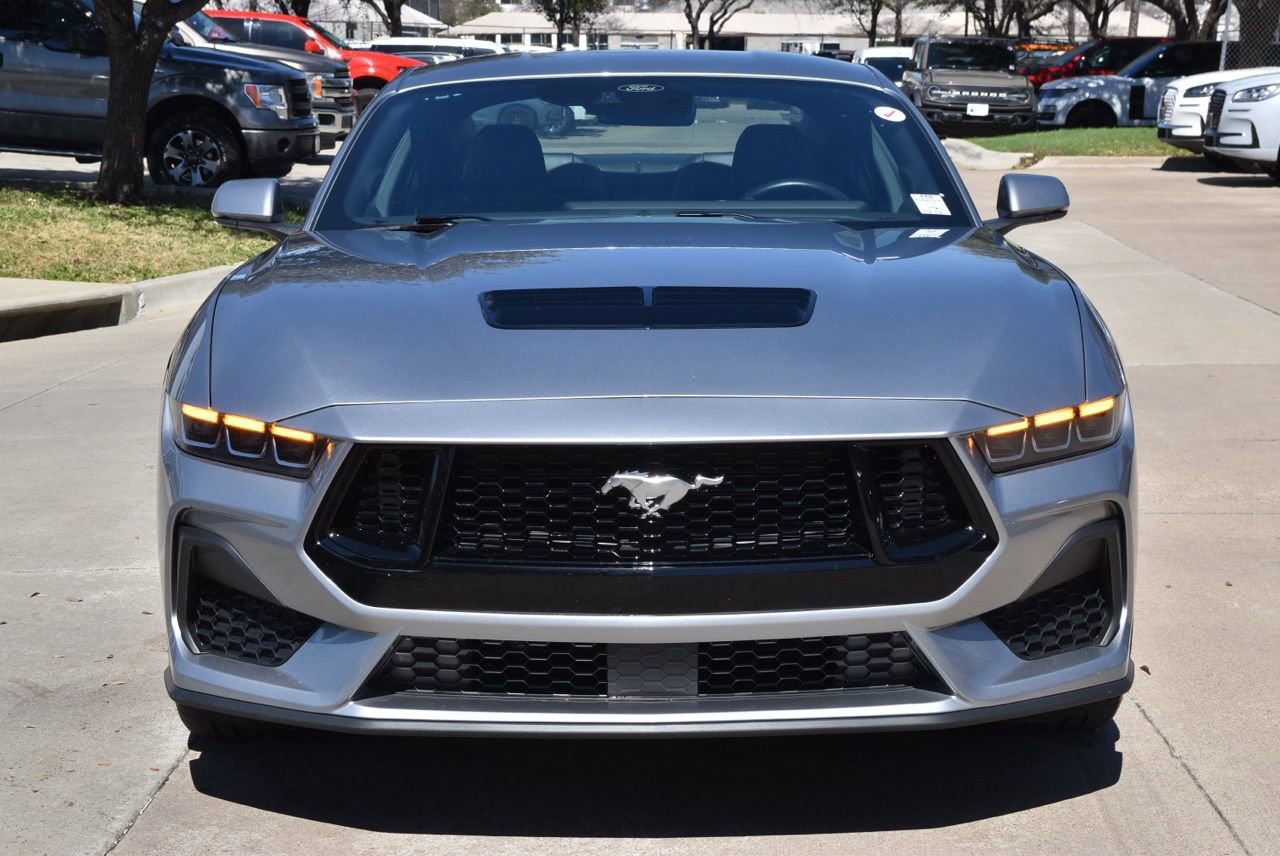 Certified 2025 Ford Mustang GT Premium image 3