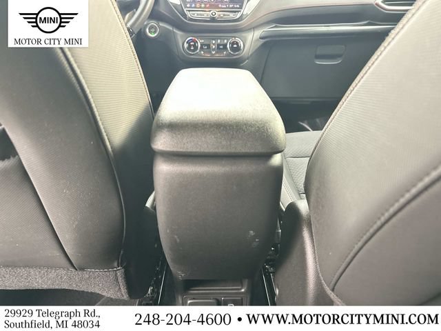 Used 2021 Chevrolet TrailBlazer RS w/ Sun and Liftgate Package AWD/4WD image 17