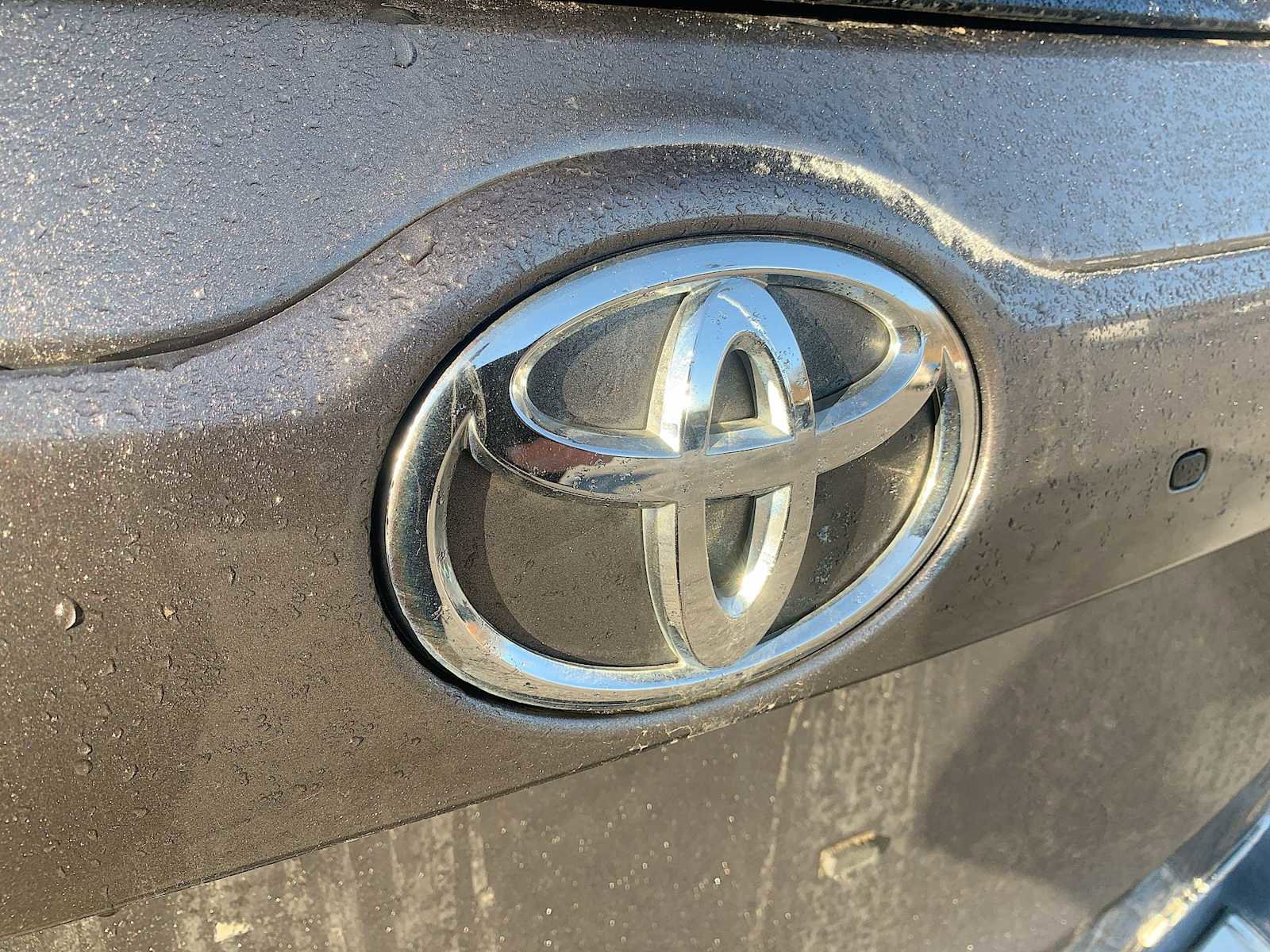 Used 2017 Toyota Highlander Limited image 31