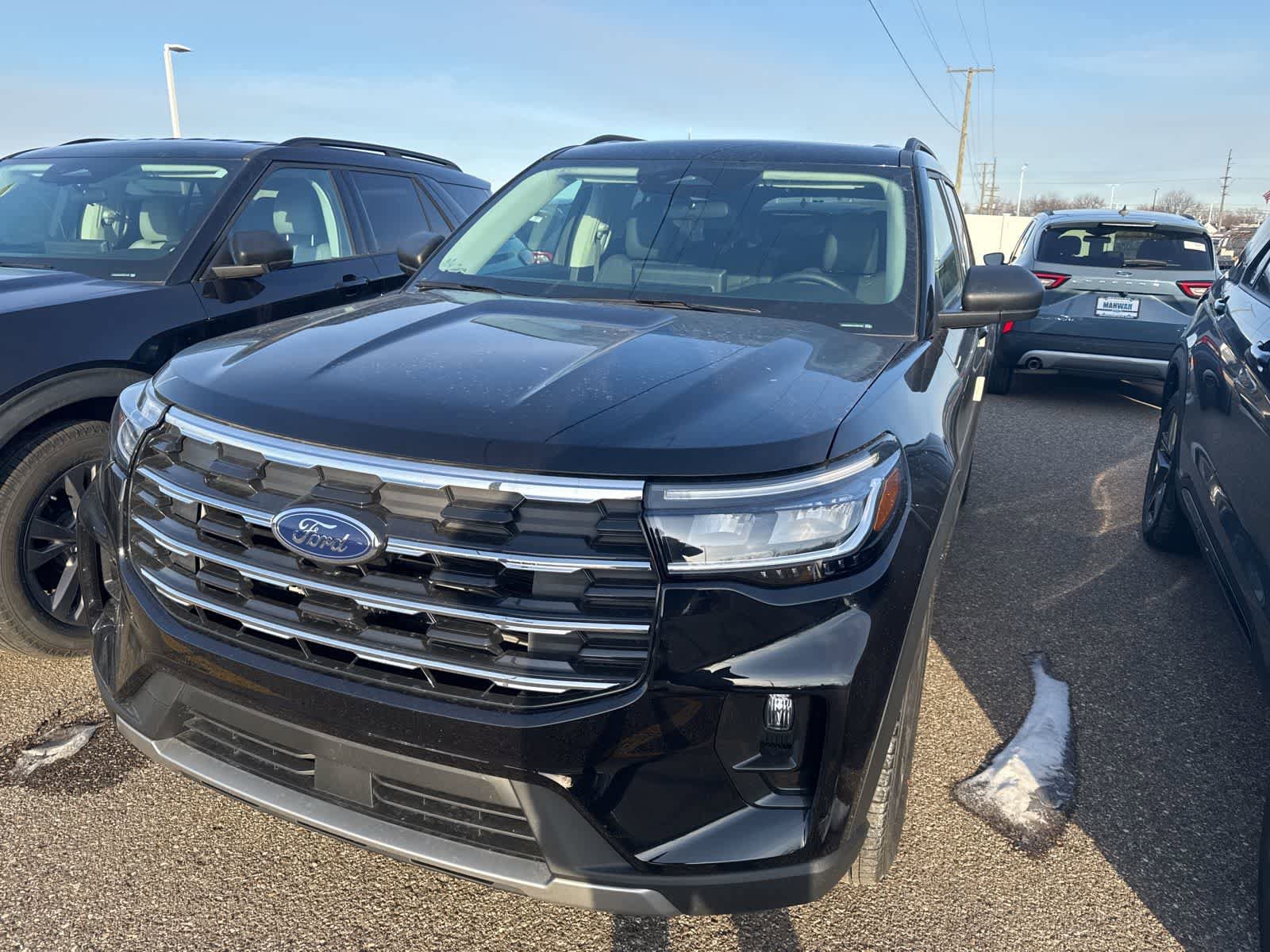 New 2026 Ford Explorer Active w/ Active Comfort Package image 1