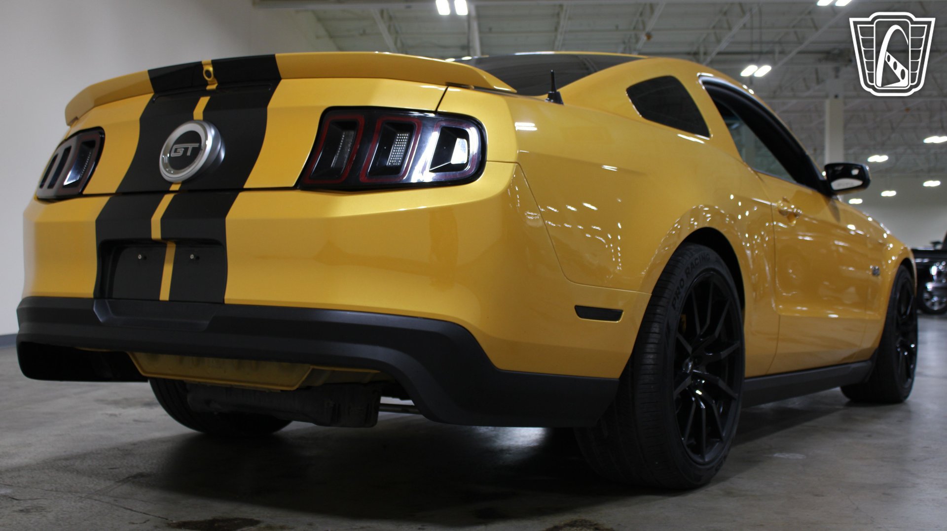 Used 2011 Ford Mustang GT RWD image 37