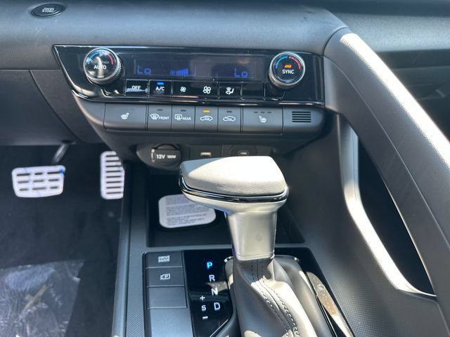 New 2026 Hyundai Elantra SEL Sport FWD image 16