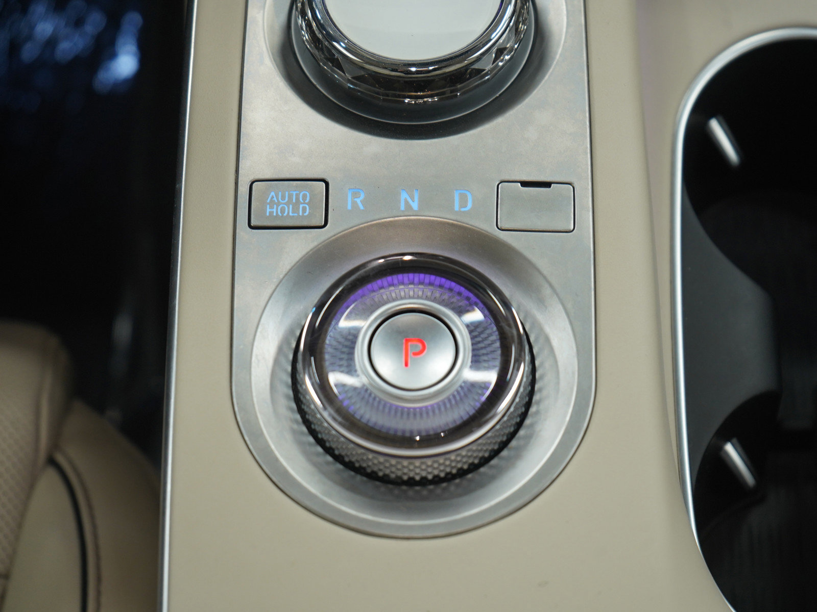 Used 2024 Genesis GV70 2.5T Advanced w/ Advanced Package image 20