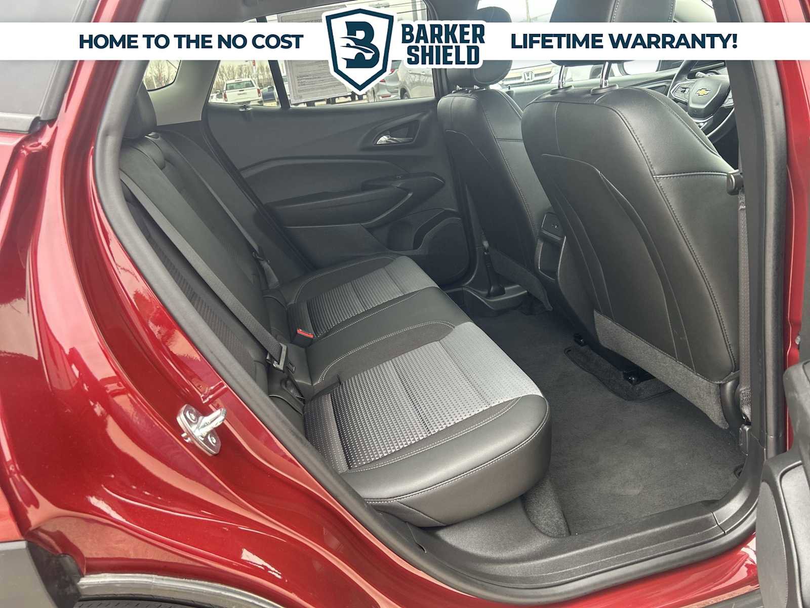 Used 2024 Chevrolet Trax LT w/ Driver Confidence Package image 25