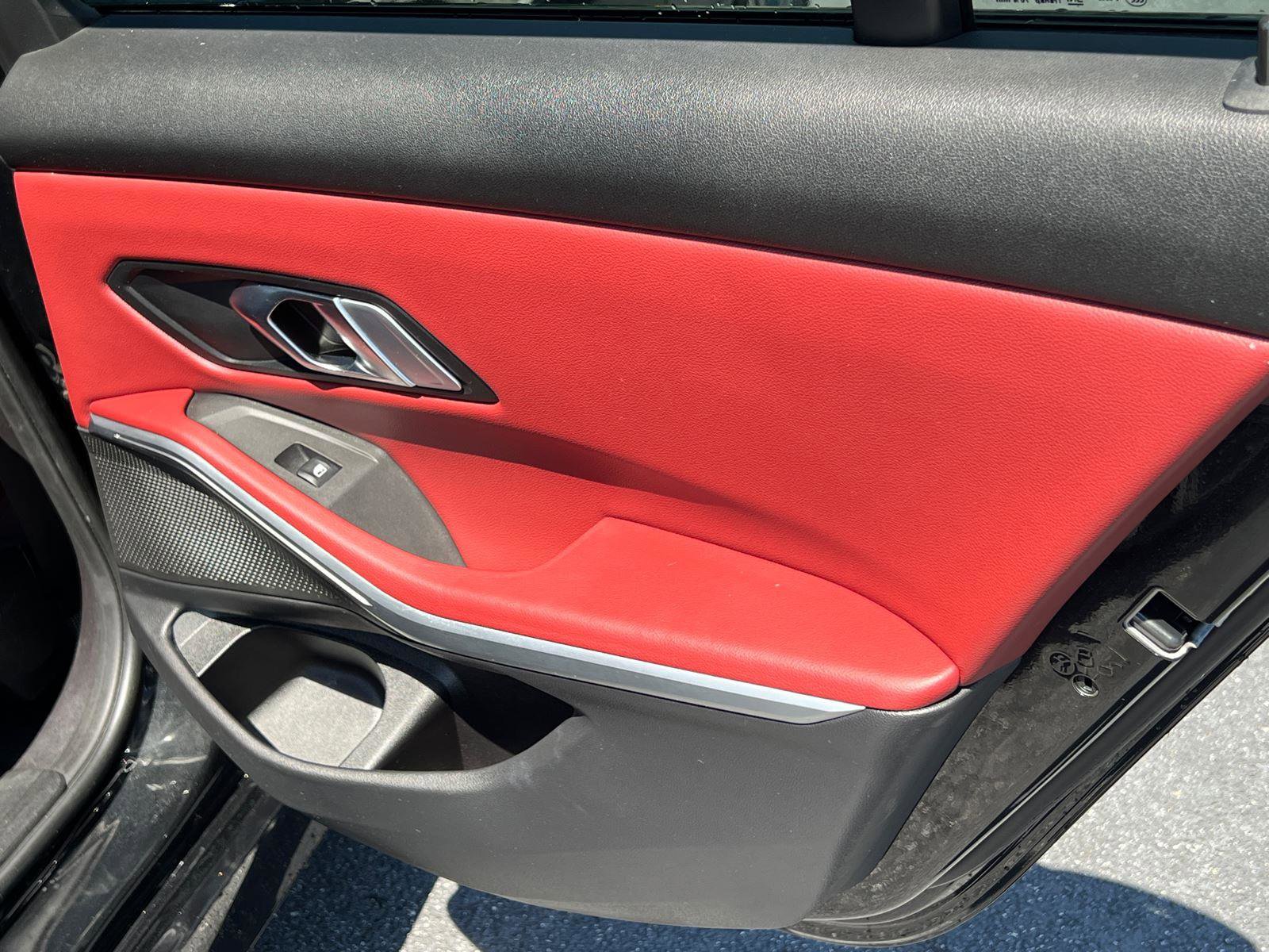 Used 2023 BMW 330i xDrive Sedan w/ Premium Package AWD/4WD image 17