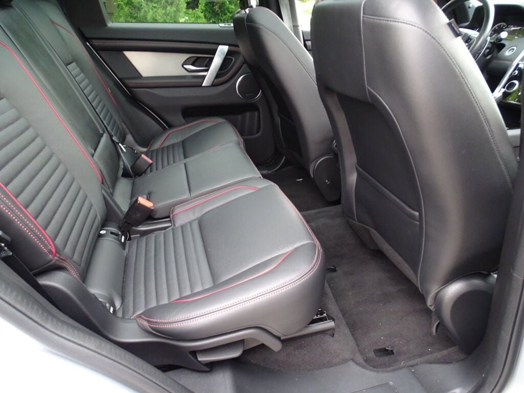 Used 2022 Land Rover Discovery Sport S R-Dynamic image 13