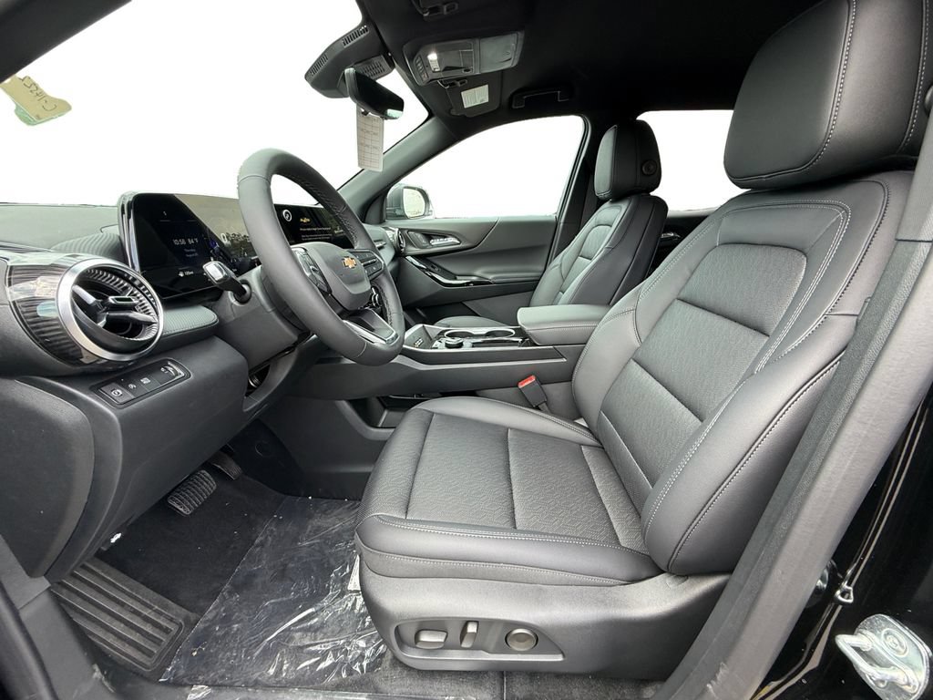 New 2027 Chevrolet Equinox LT w/ Convenience Package II FWD image 9