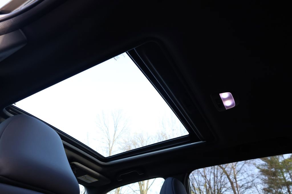 Certified 2025 Subaru Forester Limited image 10