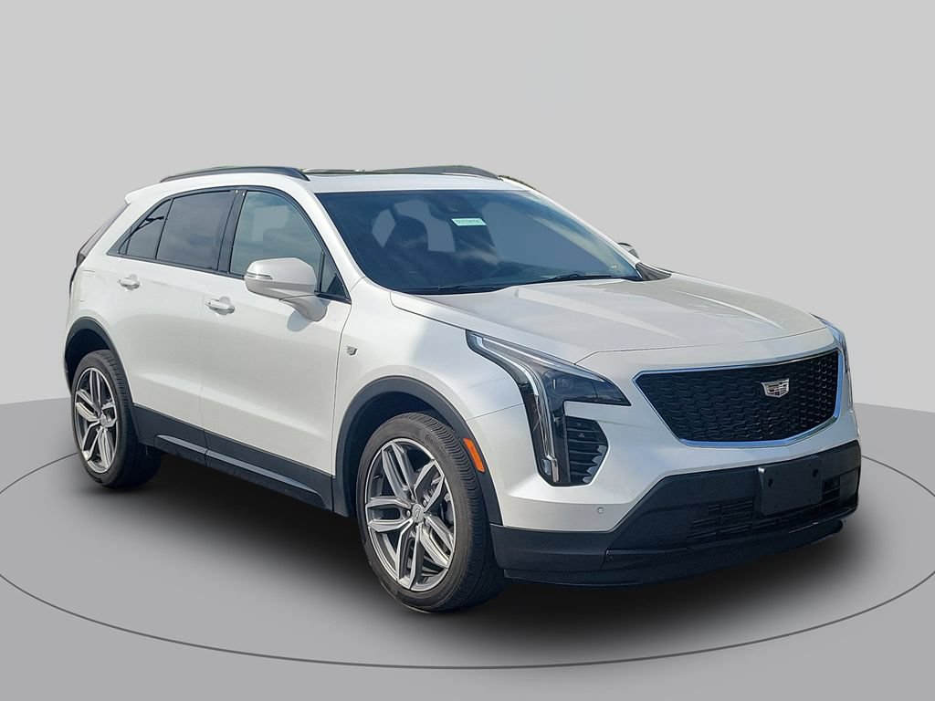 Used 2023 Cadillac XT4 Sport FWD image 1