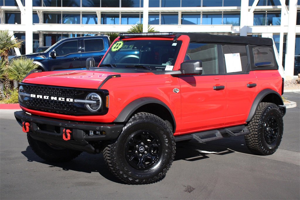 Used 2022 Ford Bronco Wildtrak image 1