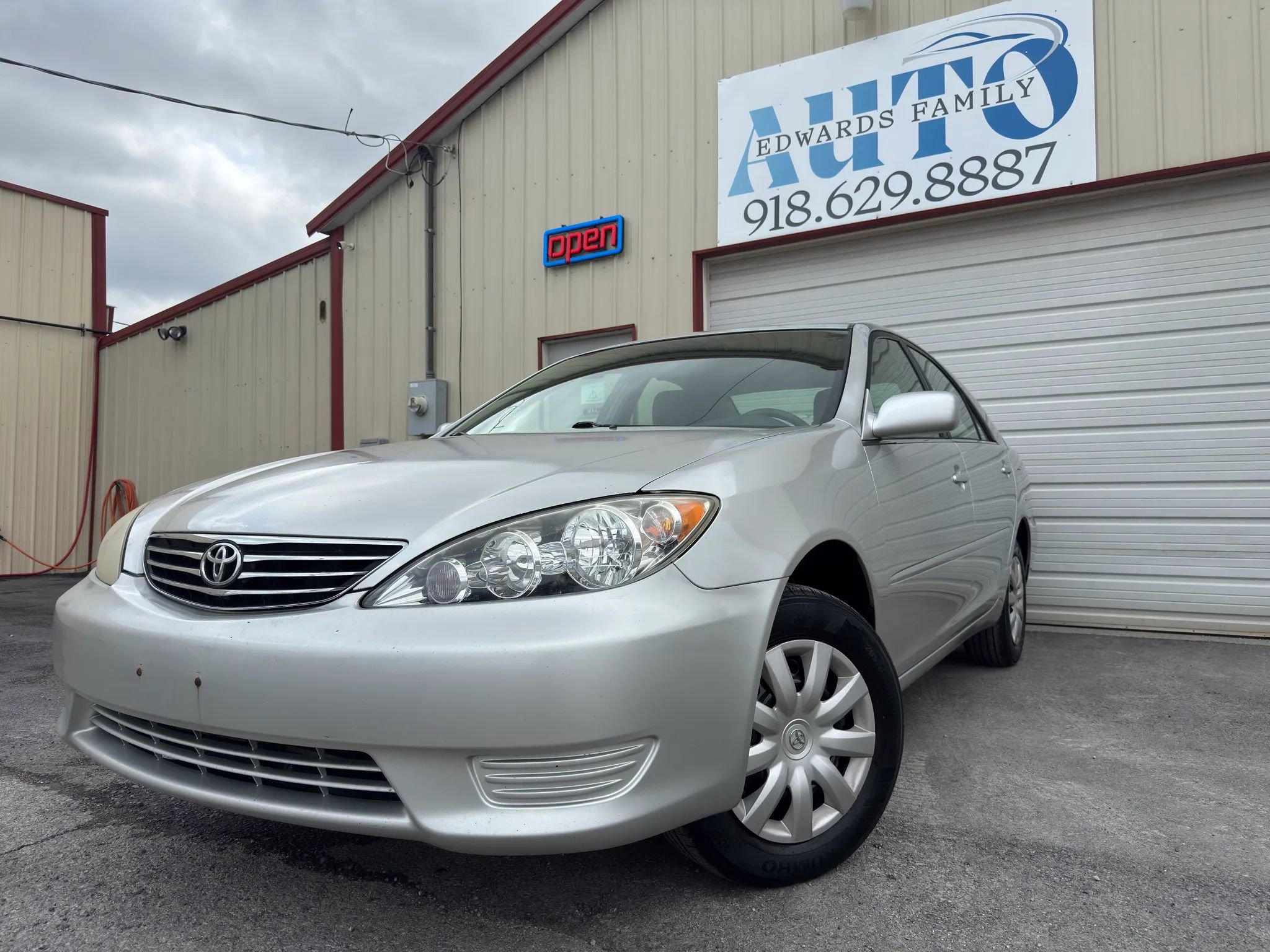 Used 2006 Toyota Camry LE FWD image 7