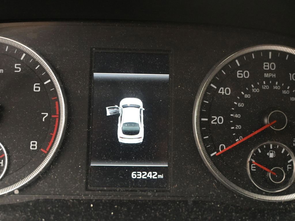 Used 2024 Kia K5 GT-Line image 10