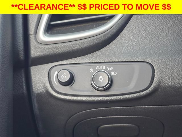Certified 2017 Chevrolet Trax LT w/ LT Convenience Package FWD image 28