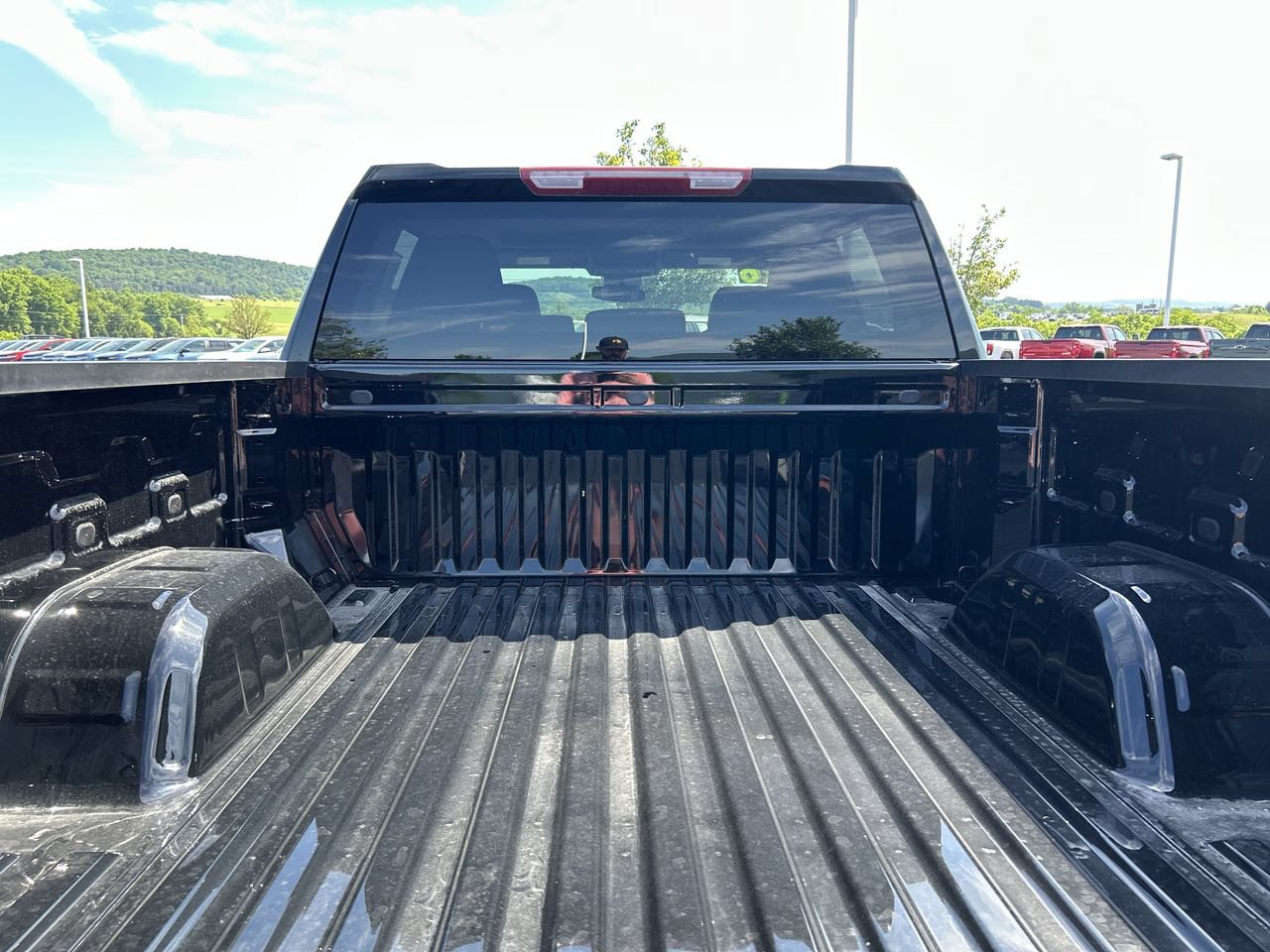 New 2026 Chevrolet Silverado 1500 LT w/ Z71 Off-Road Package AWD/4WD image 9