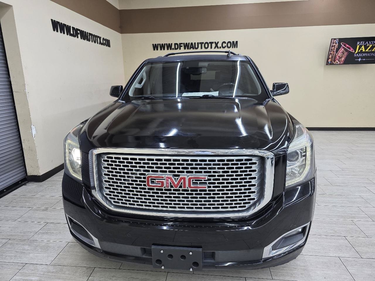 Used 2016 GMC Yukon XL Denali w/ Open Road Package AWD/4WD image 3
