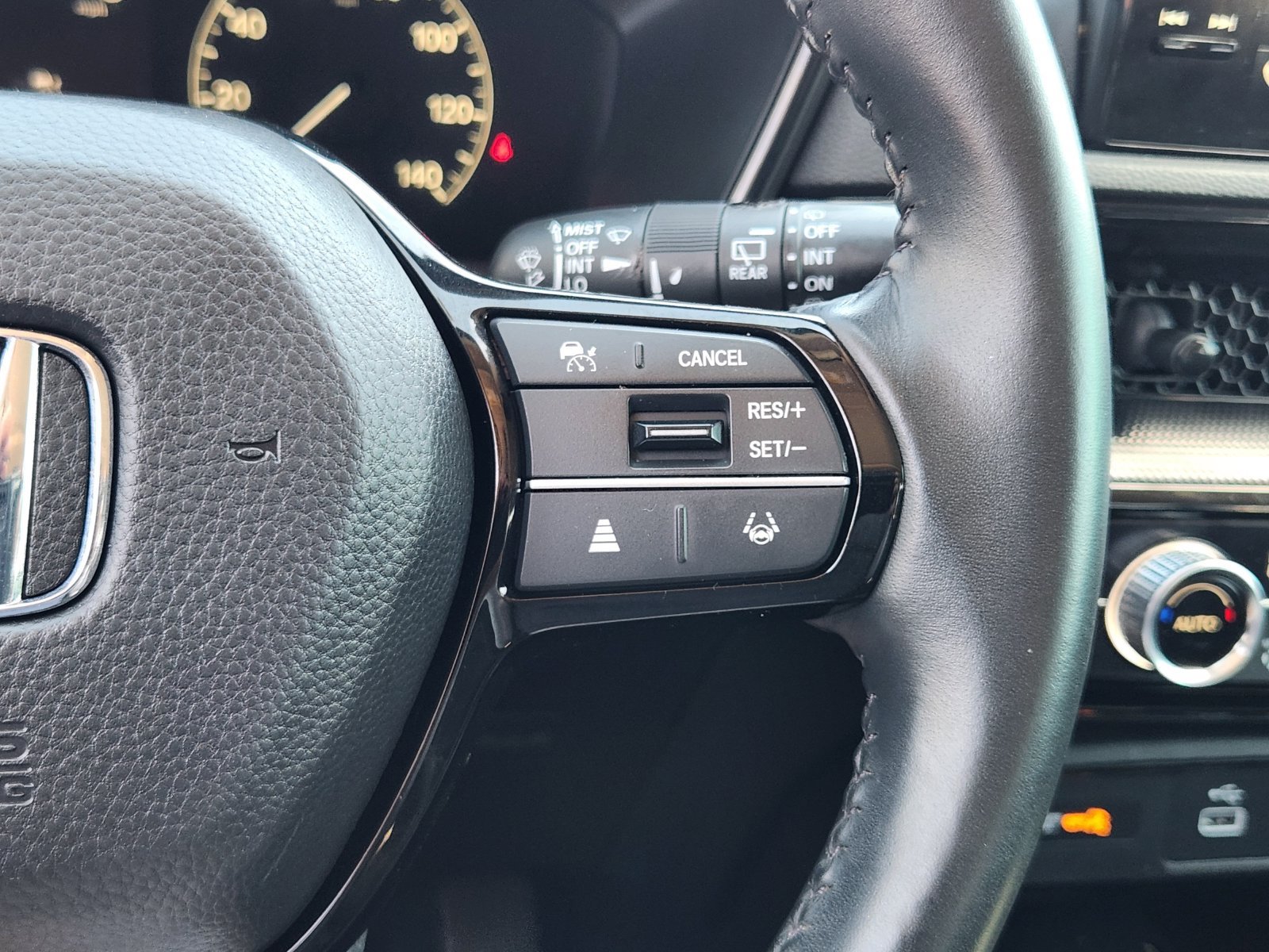 Used 2024 Honda CR-V EX-L image 34