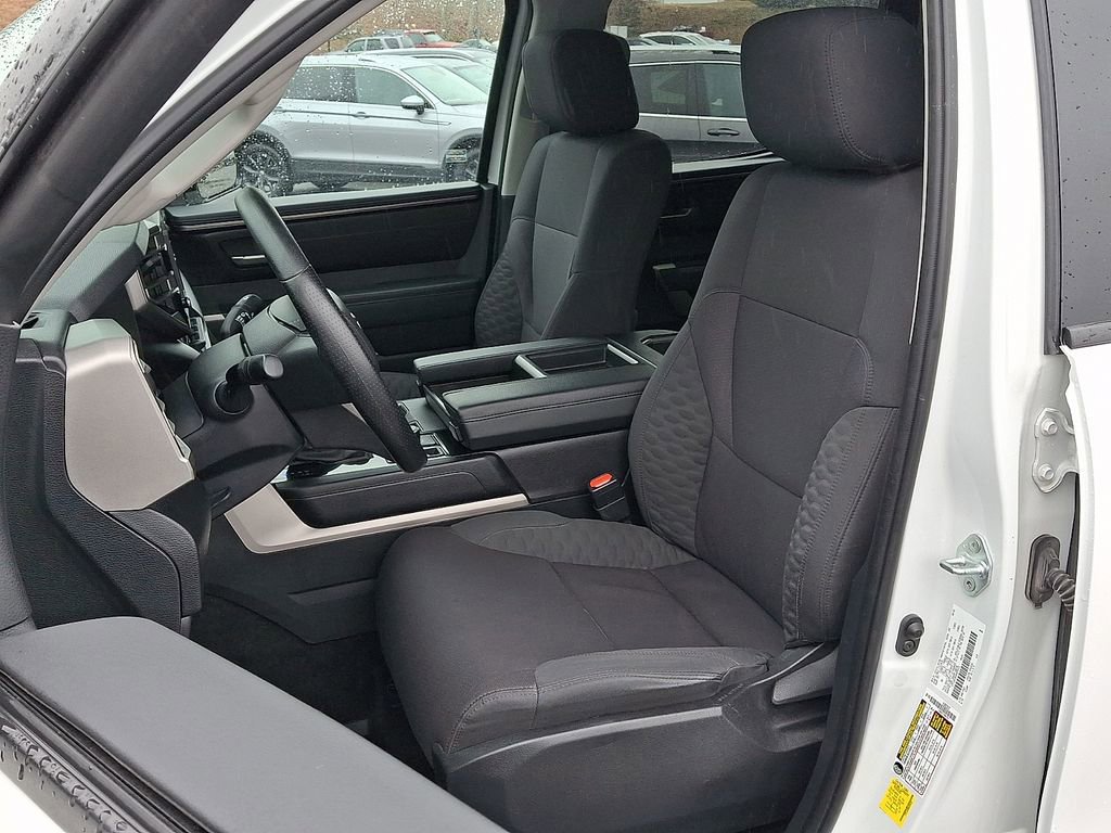 Used 2022 Toyota Tundra SR5 w/ SR5 Convenience Package image 14