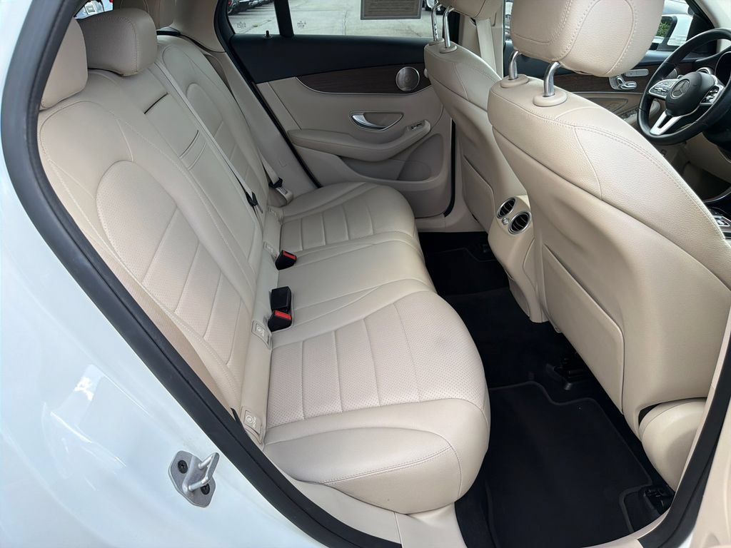 Used 2021 Mercedes-Benz GLC 300 w/ Premium Package image 16