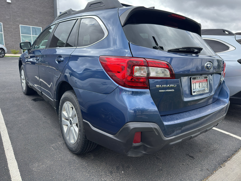 Used 2019 Subaru Outback 2.5i Premium AWD/4WD image 3
