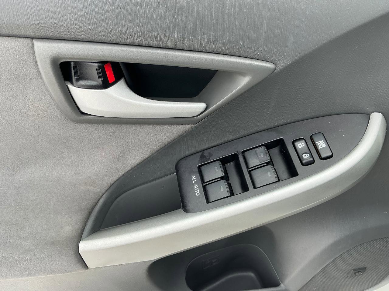 Used 2010 Toyota Prius Five image 14