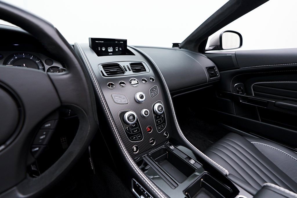Used 2016 Aston Martin DB9 GT RWD image 78