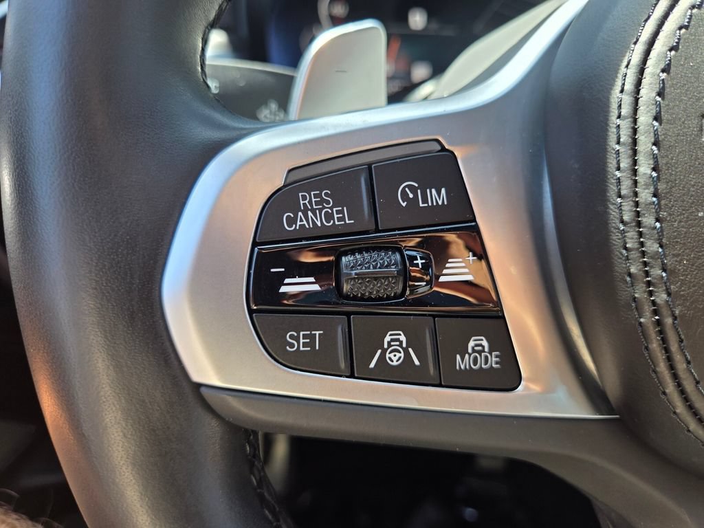 Used 2023 BMW M550i xDrive w/ Executive Package AWD/4WD image 20