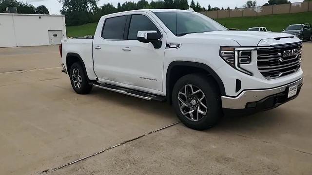 New 2026 GMC Sierra 1500 SLT w/ SLT Premium Plus Package AWD/4WD image 2