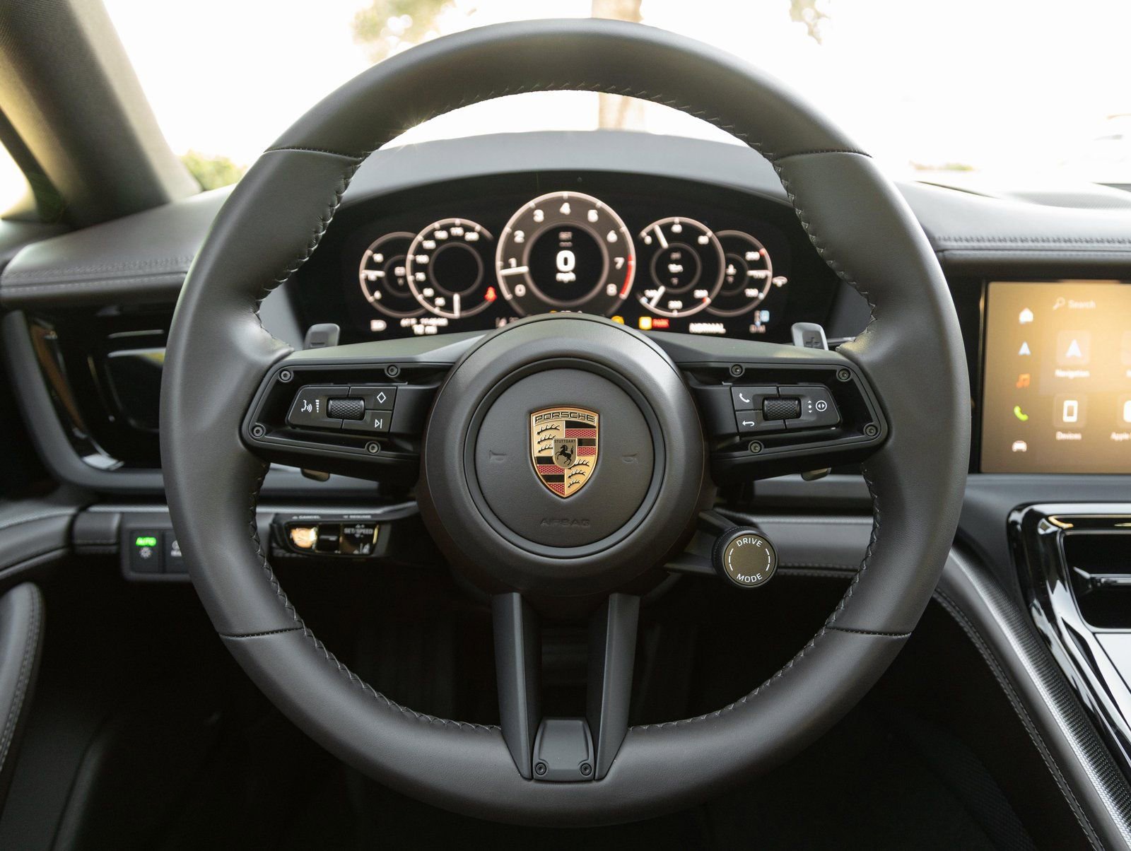 New 2026 Porsche Panamera 4 AWD/4WD image 13