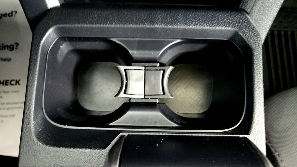 Certified 2022 Toyota Tacoma SR5 AWD/4WD image 33