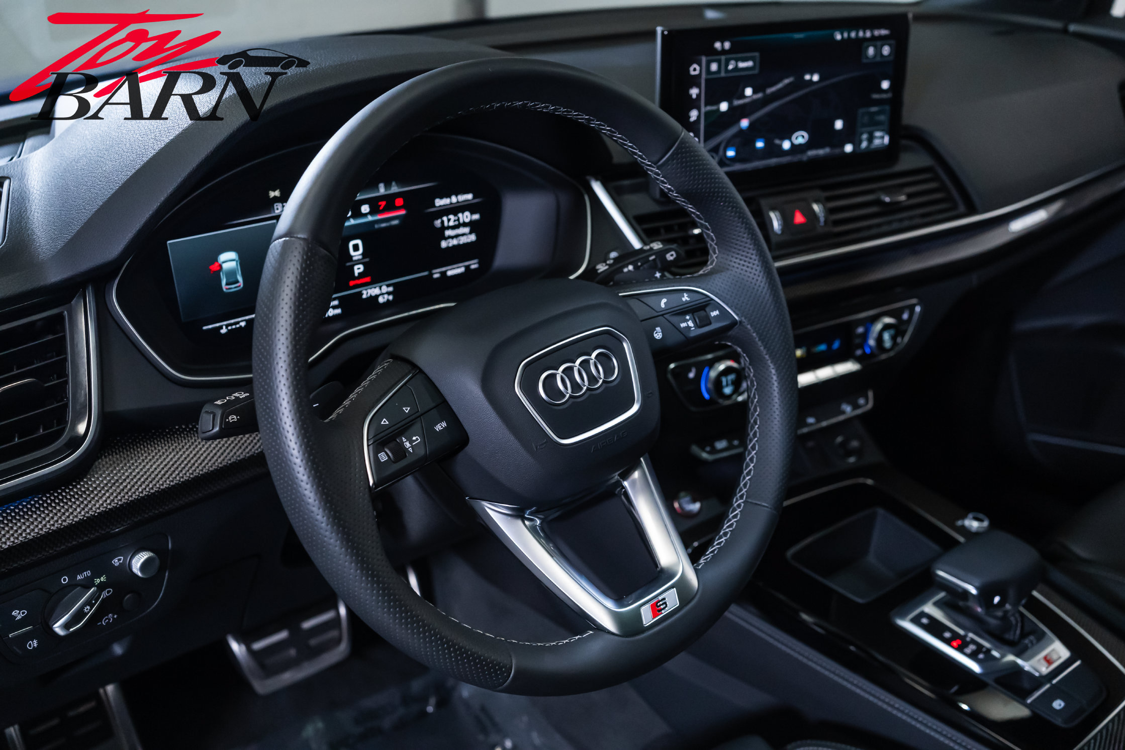 Used 2024 Audi SQ5 Prestige AWD/4WD image 27