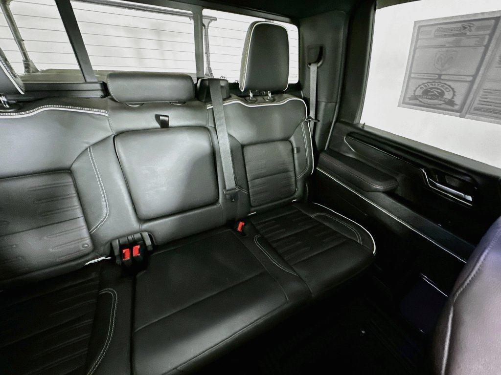 Used 2024 GMC Sierra 2500 AT4X AWD/4WD image 14