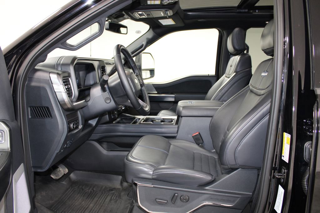 Used 2025 Ford F350 Platinum image 24