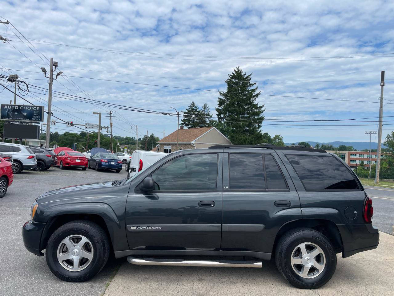 Used 2004 Chevrolet TrailBlazer LS w/ LS Preferred Equipment Group AWD/4WD image 5