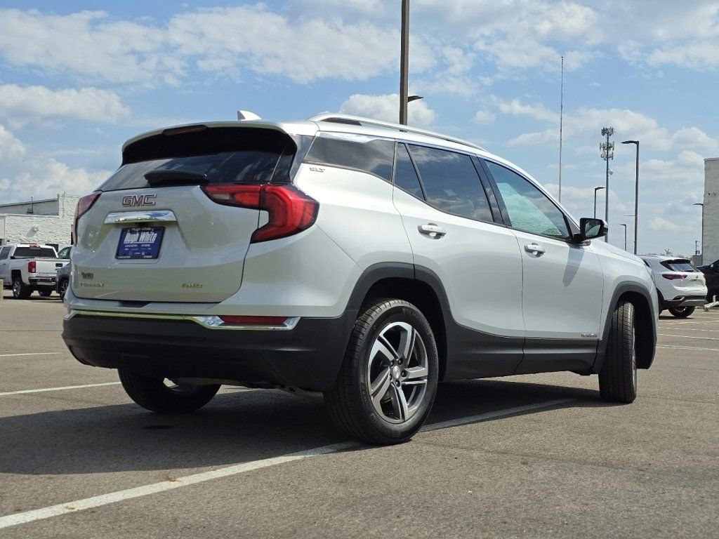 Used 2020 GMC Terrain SLT w/ Preferred Package AWD/4WD image 16