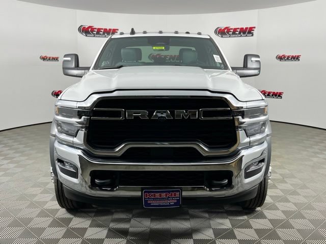 New 2026 RAM 5500 Tradesman w/ Chrome Appearance Group AWD/4WD image 4