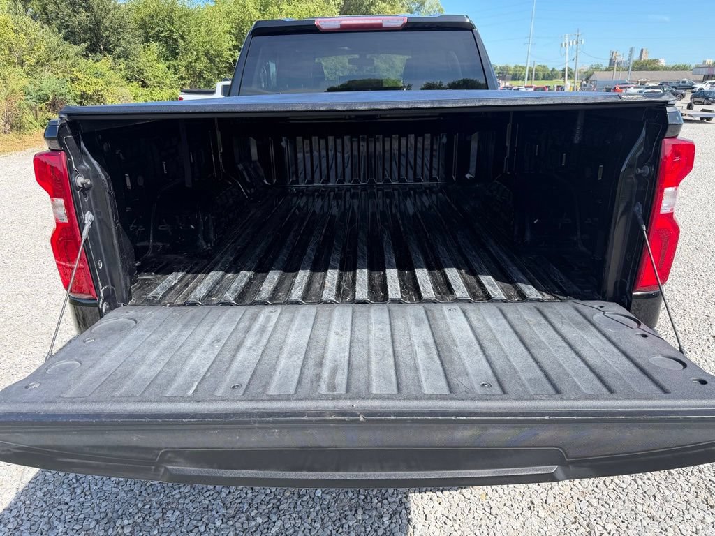 Used 2019 Chevrolet Silverado 1500 Custom Trail Boss AWD/4WD image 26