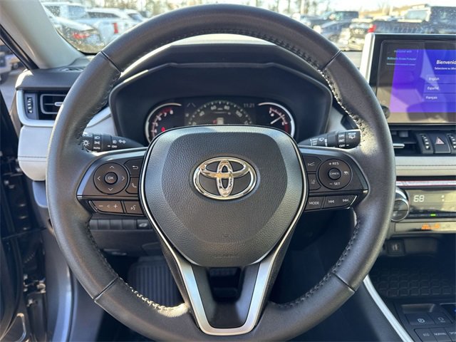 Used 2025 Toyota RAV4 XLE Premium image 17