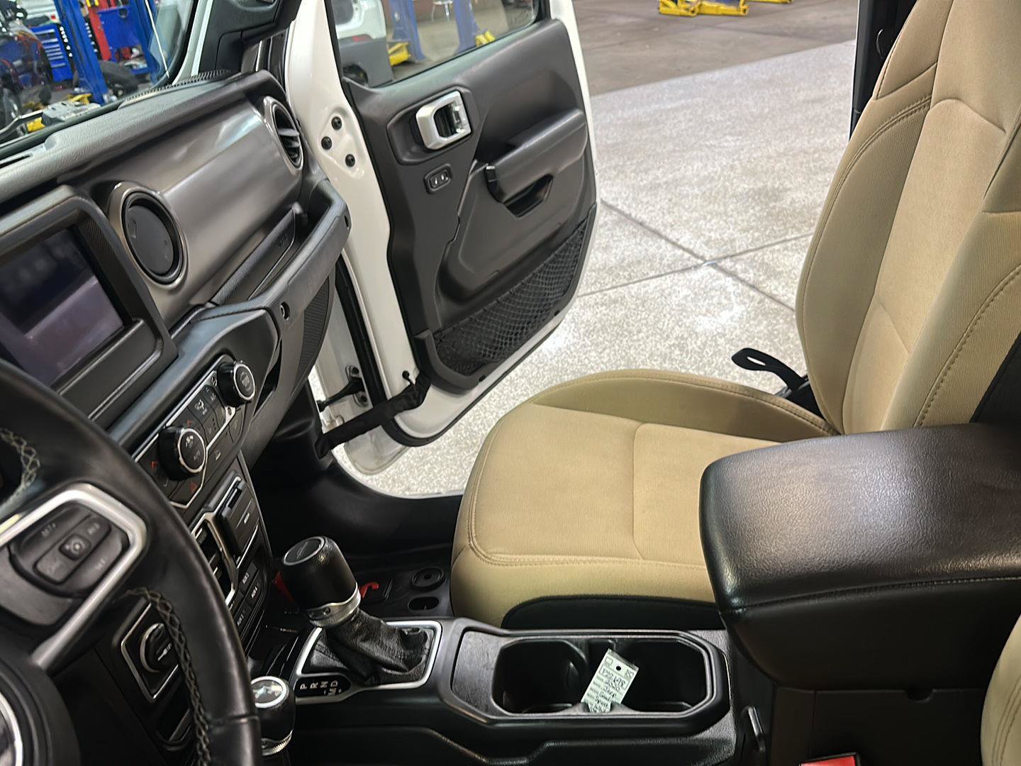 Used 2020 Jeep Gladiator Sport w/ Quick Order Package 24S AWD/4WD image 30