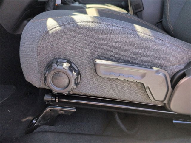 New 2025 Jeep Gladiator Sport image 13