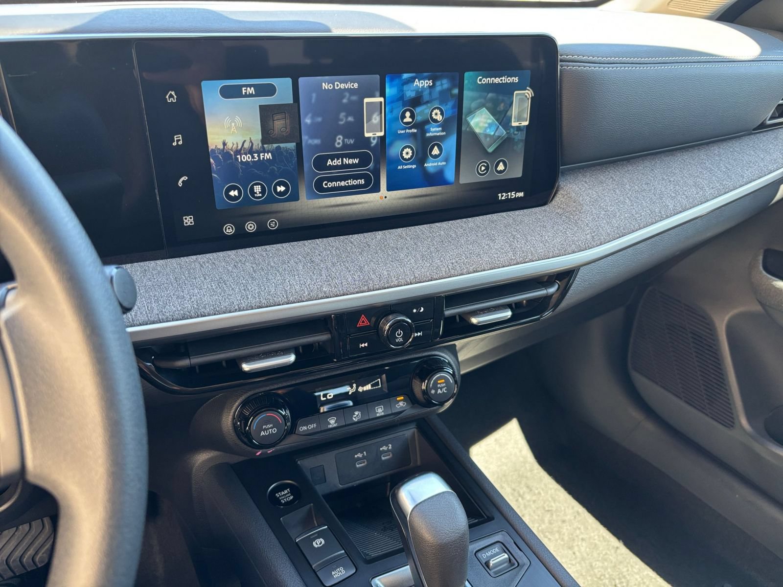 Used 2026 Nissan Kicks SV FWD image 16