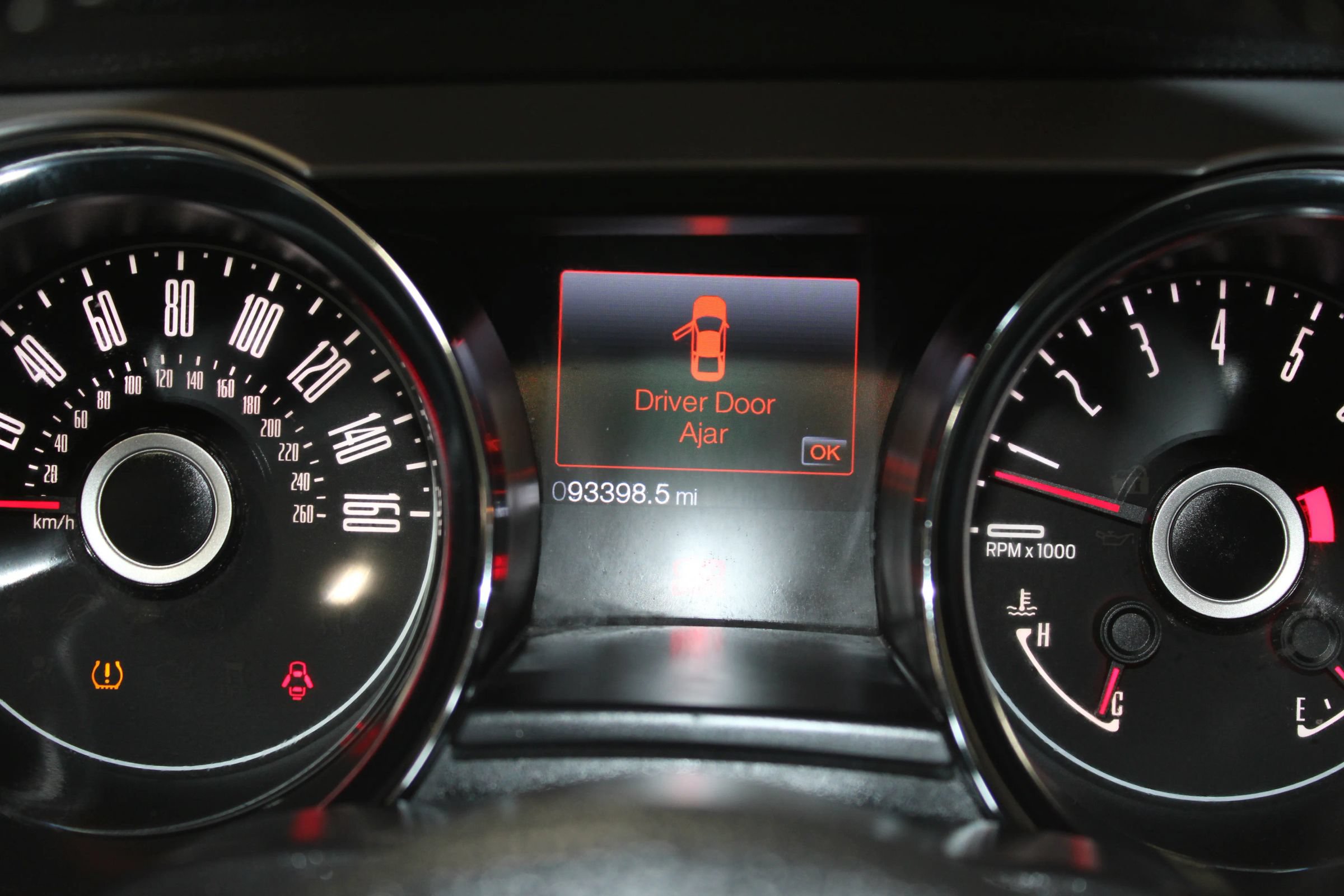 Used 2014 Ford Mustang Premium w/ Equipment Group 202A RWD image 13