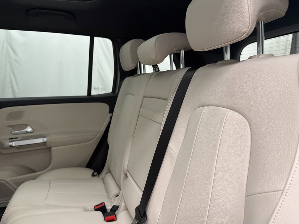 New 2026 Mercedes-Benz GLB 250 image 19