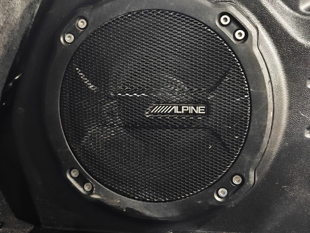 Used 2019 Jeep Wrangler Unlimited Sahara image 10