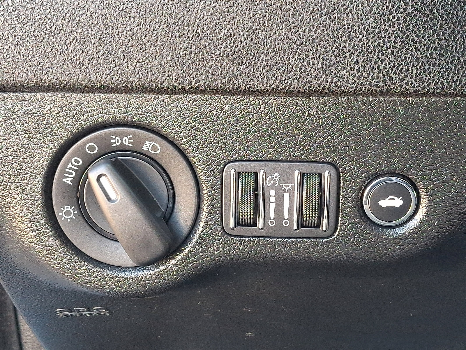 Used 2022 Dodge Charger SXT image 24