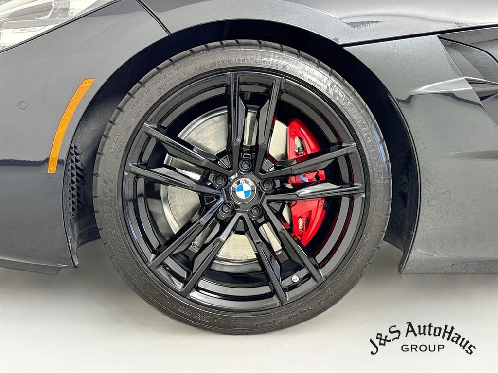 Used 2022 BMW Z4 M40i w/ Premium Package RWD image 39