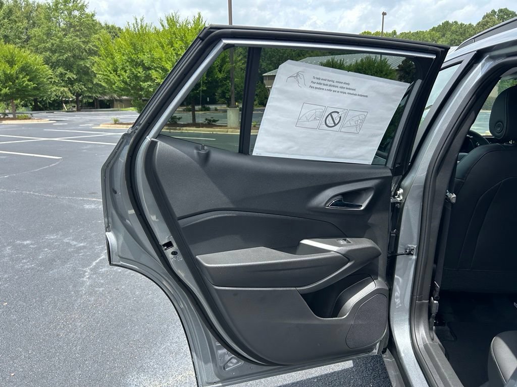 New 2026 Chevrolet Trax LT FWD image 47